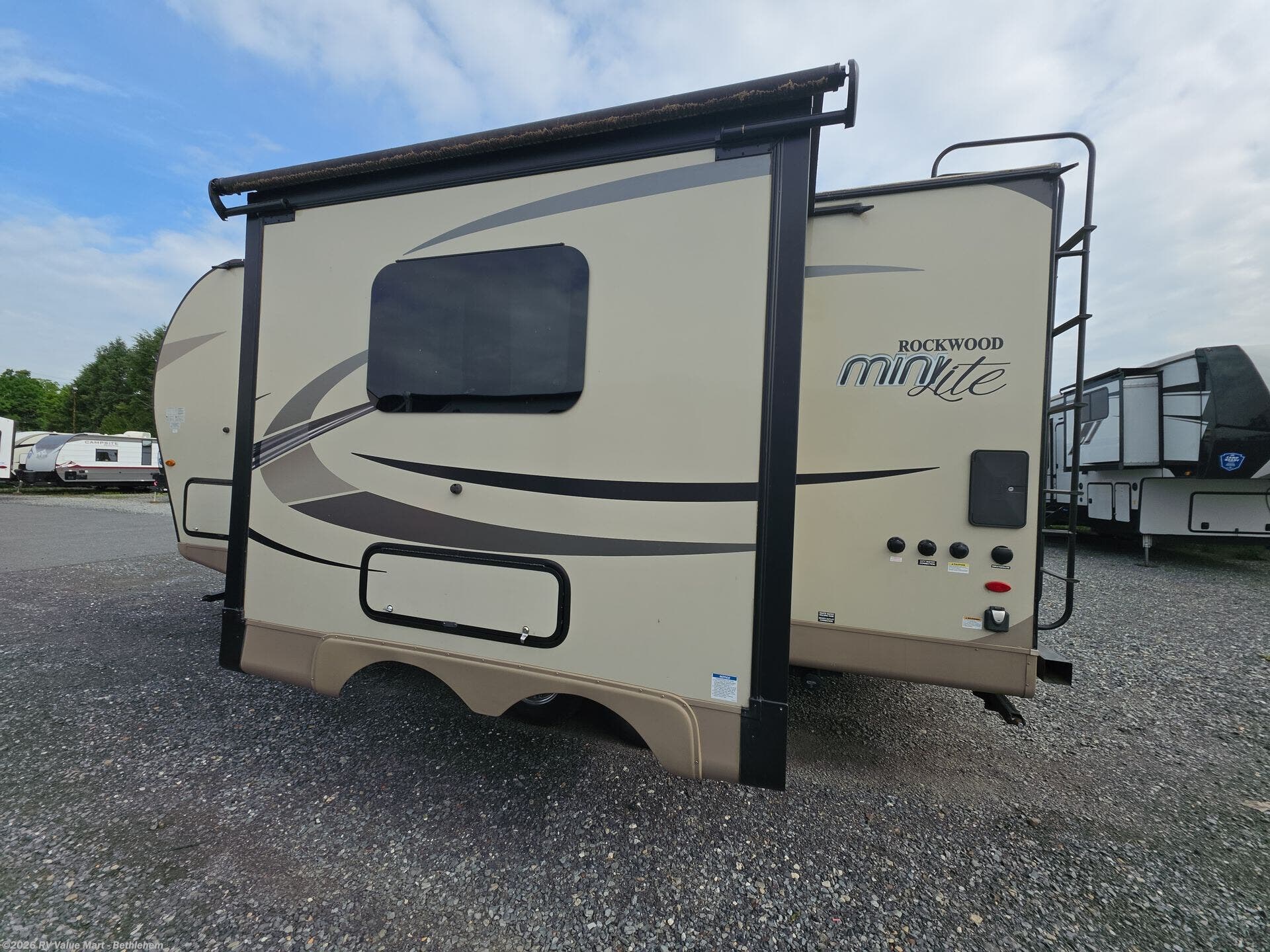 2019 Rockwood Mini Lite 2104S by Forest River from RV Value Mart - Bethlehem in Bath, Pennsylvania