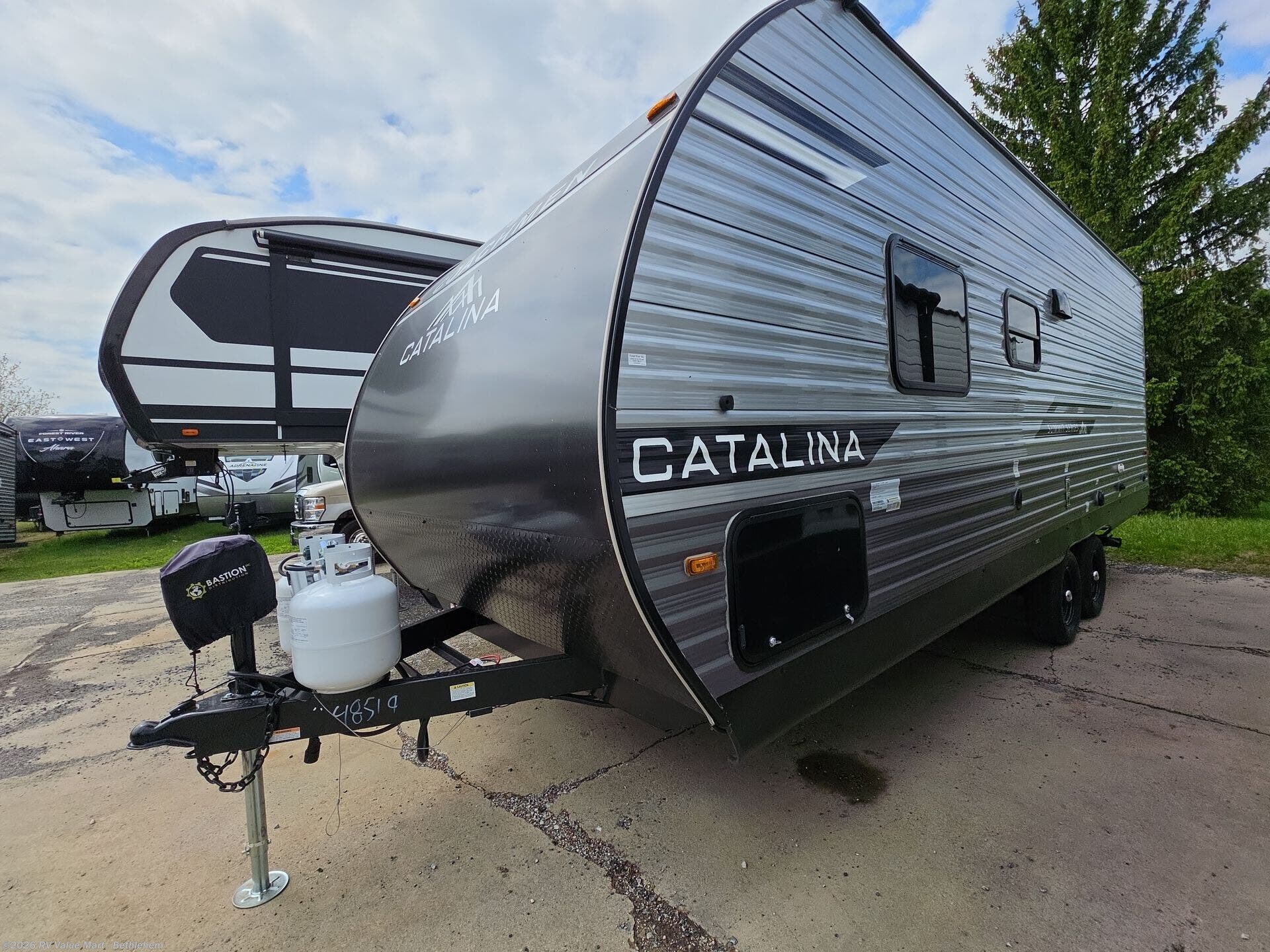 2026 Coachmen Catalina Summit Series 8 211BH - New Travel Trailer For Sale by RV Value Mart - Bethlehem in Bath, Pennsylvania