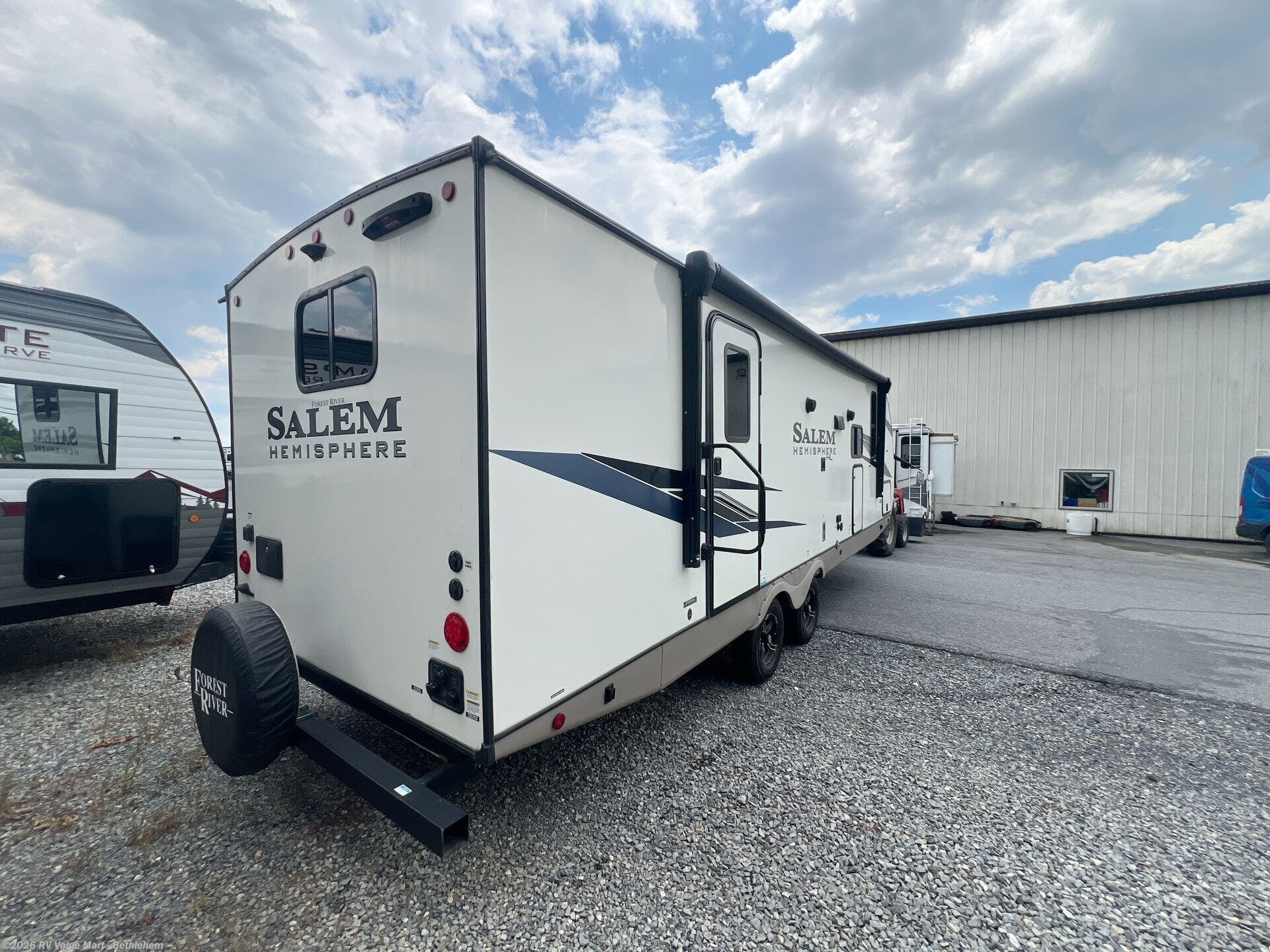 2023 Forest River Salem Hemisphere HL 25RBHL - Used Travel Trailer For Sale by RV Value Mart - Bethlehem in Bath, Pennsylvania