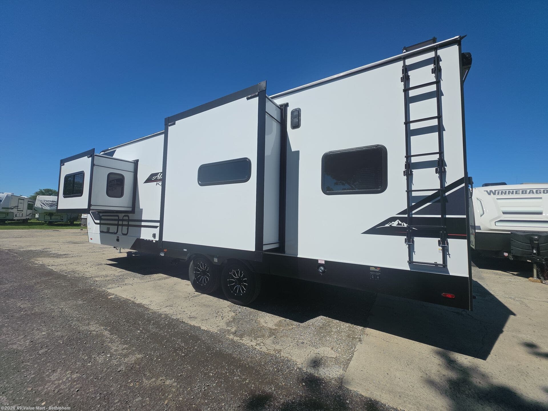 2027 Alta 2870KTH by East to West from RV Value Mart - Bethlehem in Bath, Pennsylvania