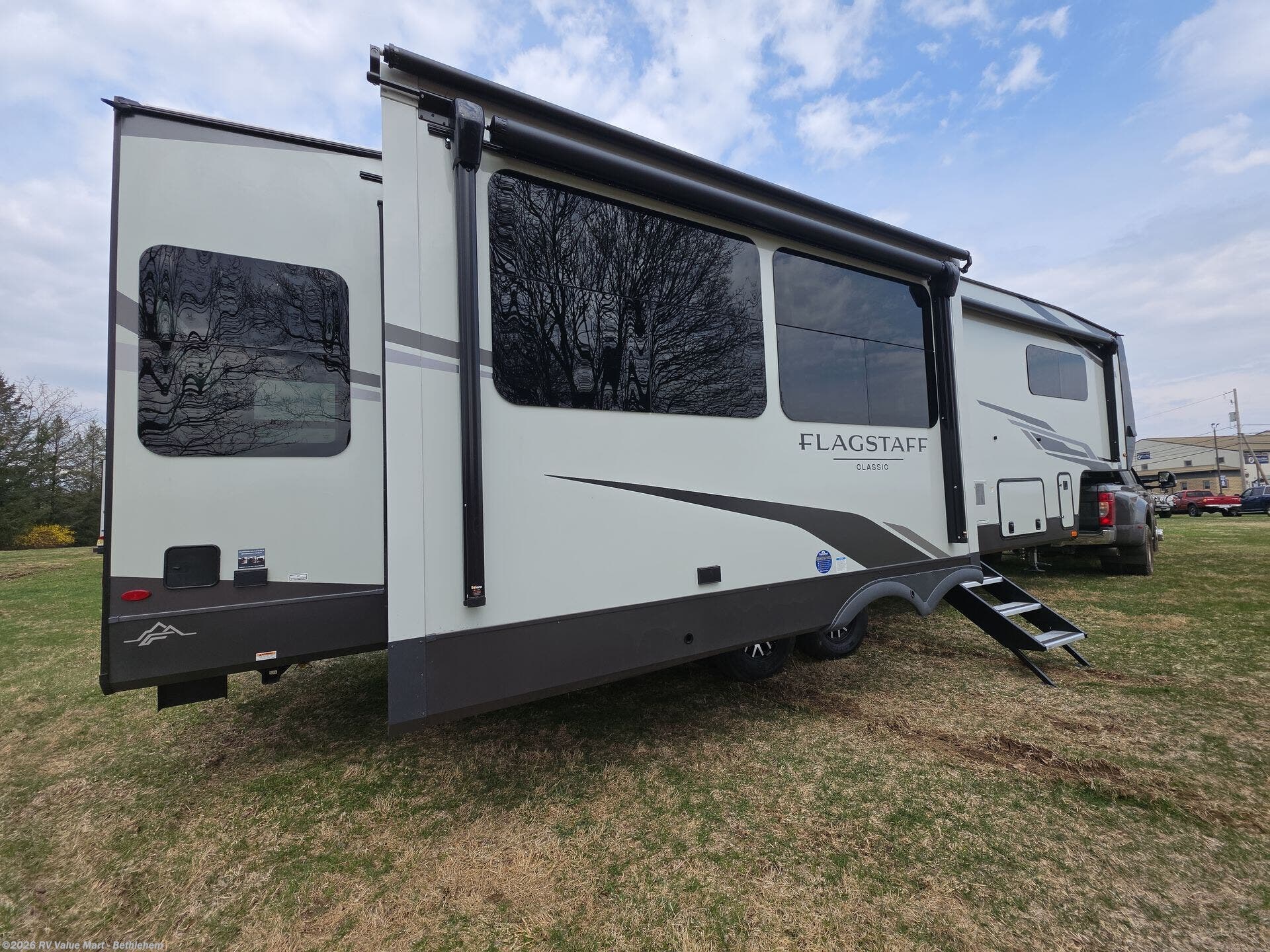2026 Flagstaff Classic F361RLS by Forest River from RV Value Mart - Bethlehem in Bath, Pennsylvania