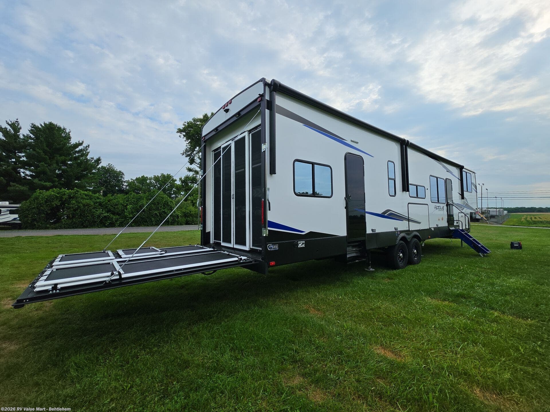 New 2026 Forest River Vengeance Rogue Armored 4015 available in Bath, Pennsylvania