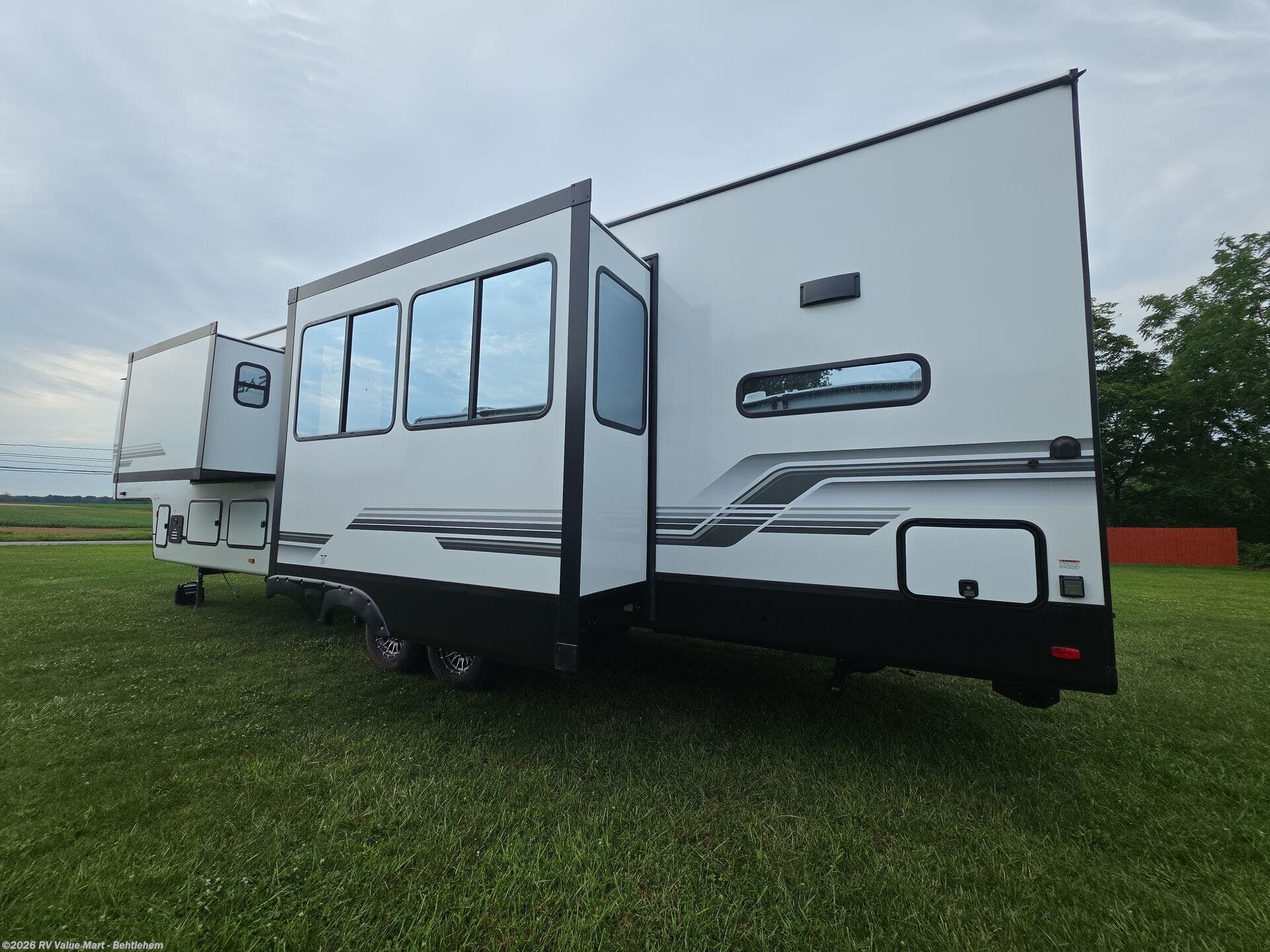 2027 Forest River Cherokee Sabre 36EST - New Fifth Wheel For Sale by RV Value Mart - Behtlehem in Bath, Pennsylvania