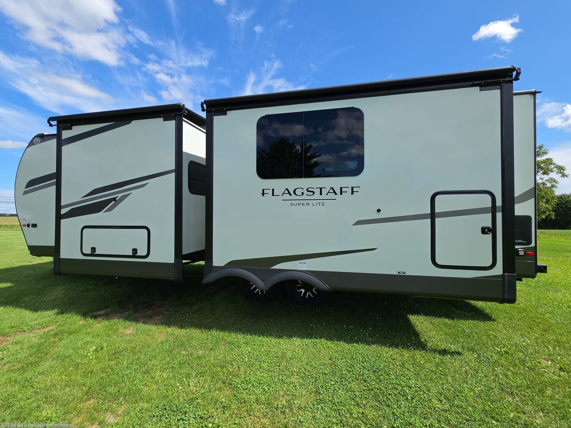 2027 Forest River Flagstaff 27RKS - New Travel Trailer For Sale by RV Value Mart - Bethlehem in Bath, Pennsylvania
