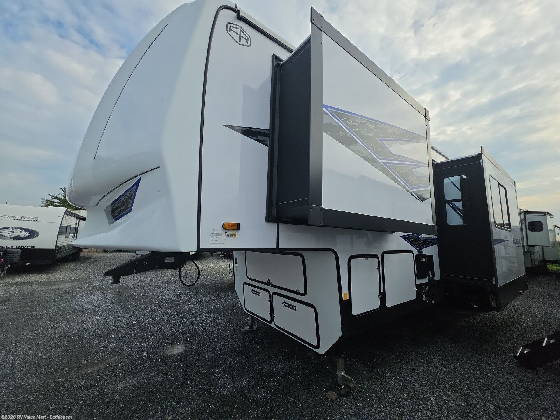 2027 Forest River Rogue 391T145 - New Toy Hauler For Sale by RV Value Mart - Bethlehem in Bath, Pennsylvania