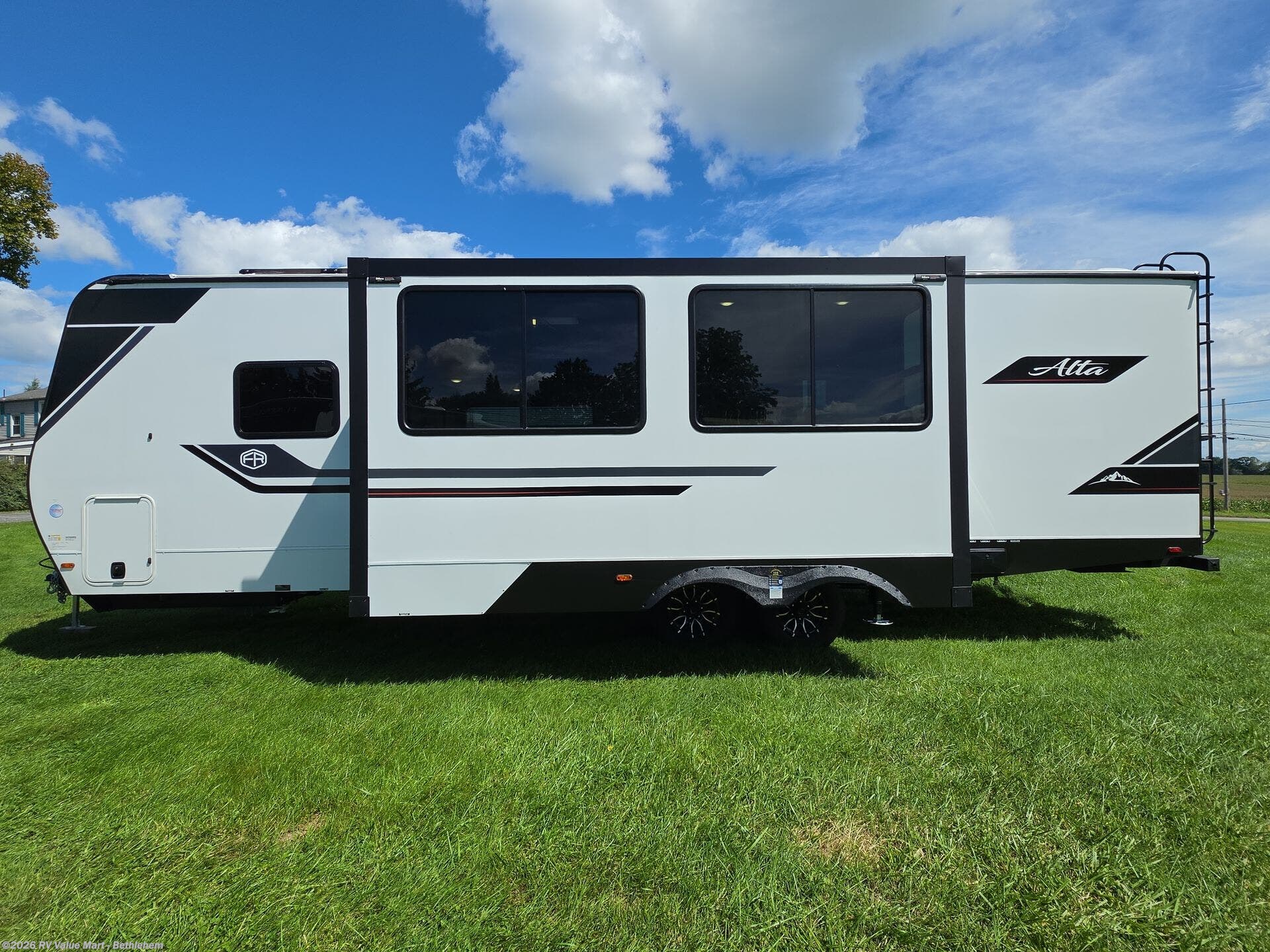 2027 Alta 2800KBH by East to West from RV Value Mart - Bethlehem in Bath, Pennsylvania