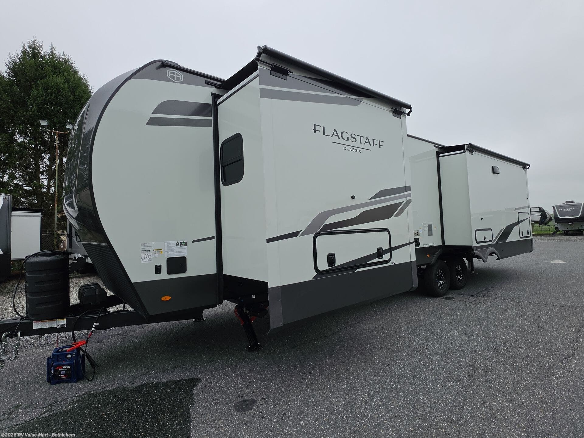 2027 Forest River Flagstaff Classic 839IKRL - New Travel Trailer For Sale by RV Value Mart - Bethlehem in Bath, Pennsylvania