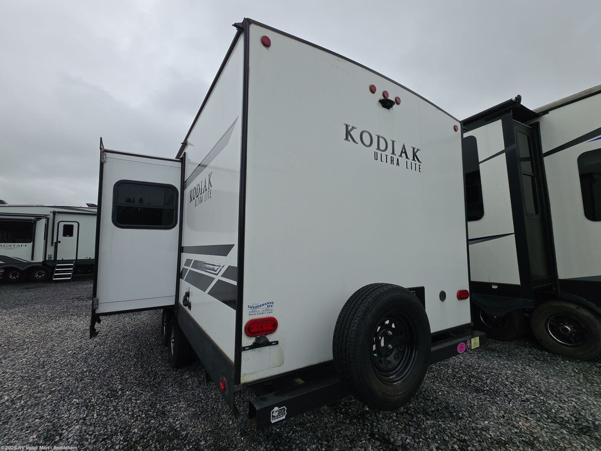 2021 Dutchmen Kodiak 248BHSL - Used Travel Trailer For Sale by RV Value Mart - Bethlehem in Bath, Pennsylvania