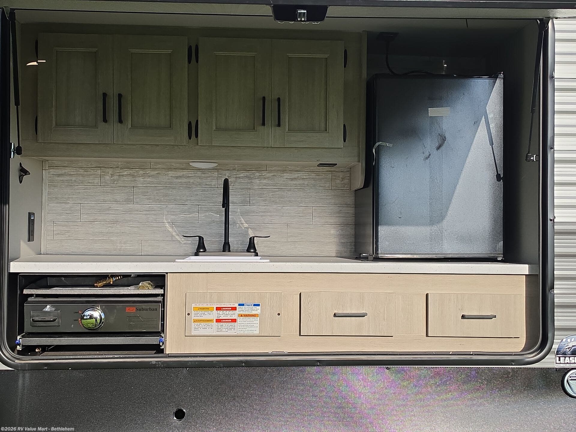 New 2026 Coachmen Catalina Legacy Edition 343BHTS available in Bath, Pennsylvania