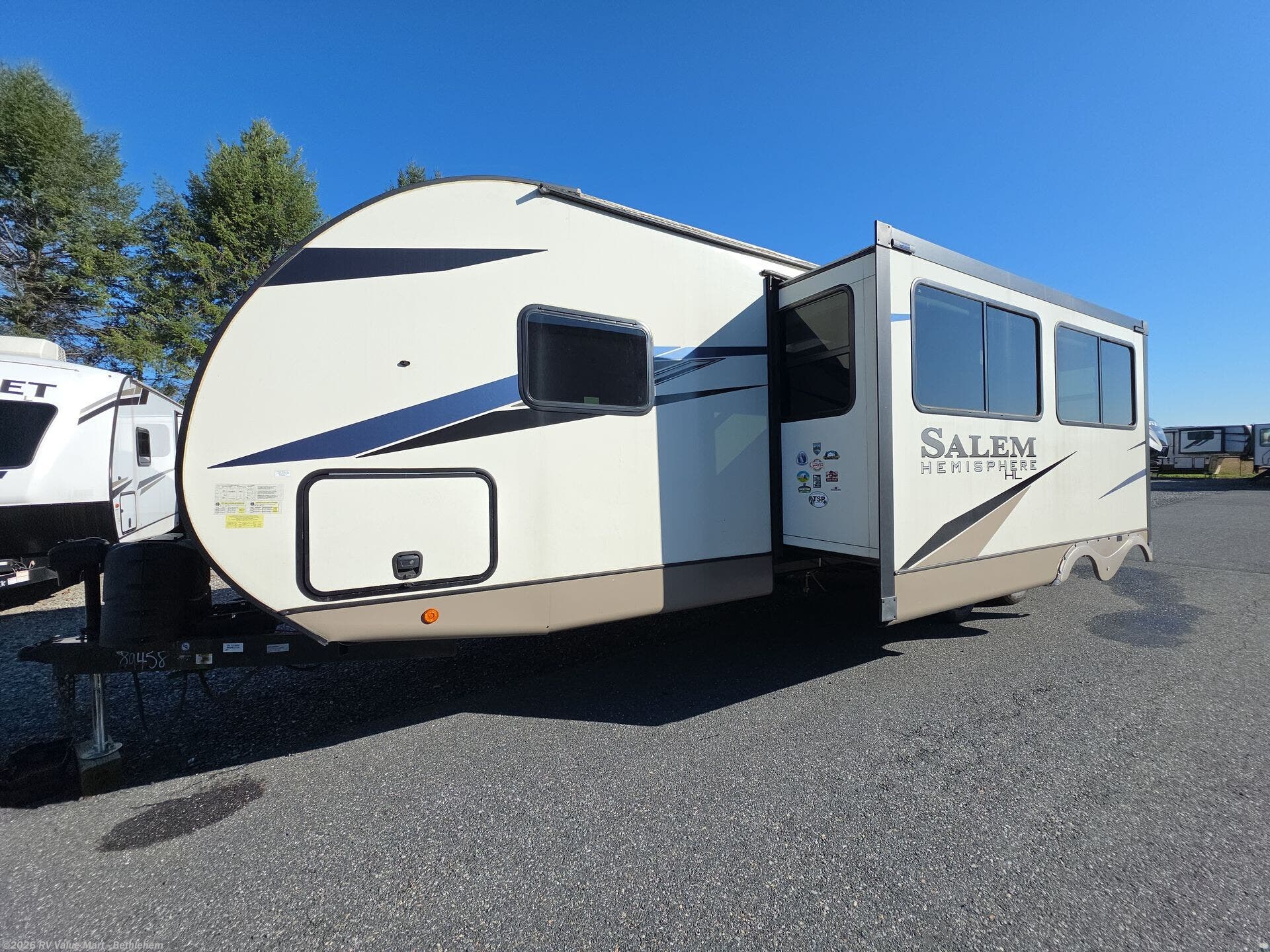 2022 Forest River Salem 26BHHL Salem Hemisphere - Used Travel Trailer For Sale by RV Value Mart - Bethlehem in Bath, Pennsylvania