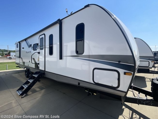 2023 Volante 34BH by CrossRoads from Blue Compass RV St. Louis in Eureka, Missouri