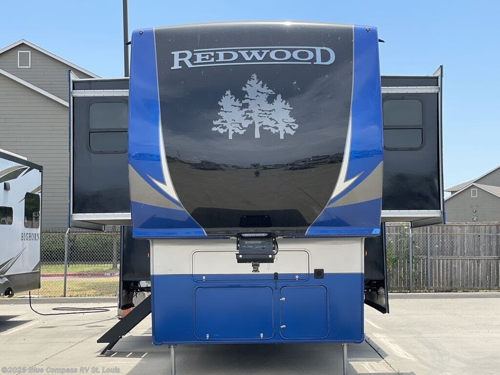 2024 CrossRoads Redwood 4200FL RV for Sale in Eureka, MO 63025 T75570