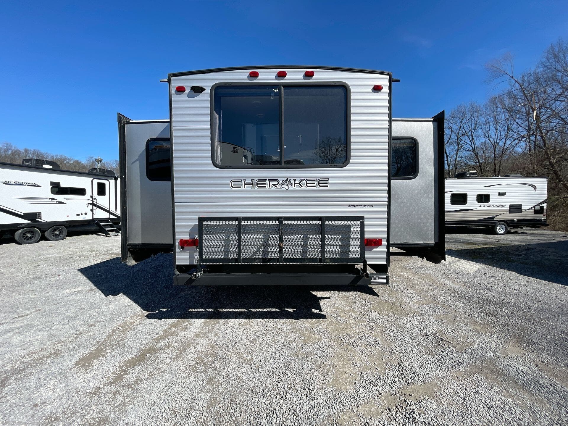 2020 Cherokee 306MM by Forest River from Blue Compass RV St. Louis in Eureka, Missouri