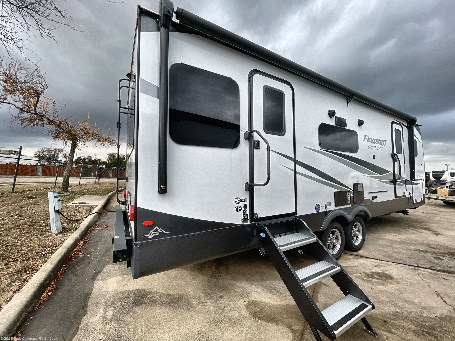 New 2026 Forest River Flagstaff Super Lite 26SRD available in Eureka, Missouri