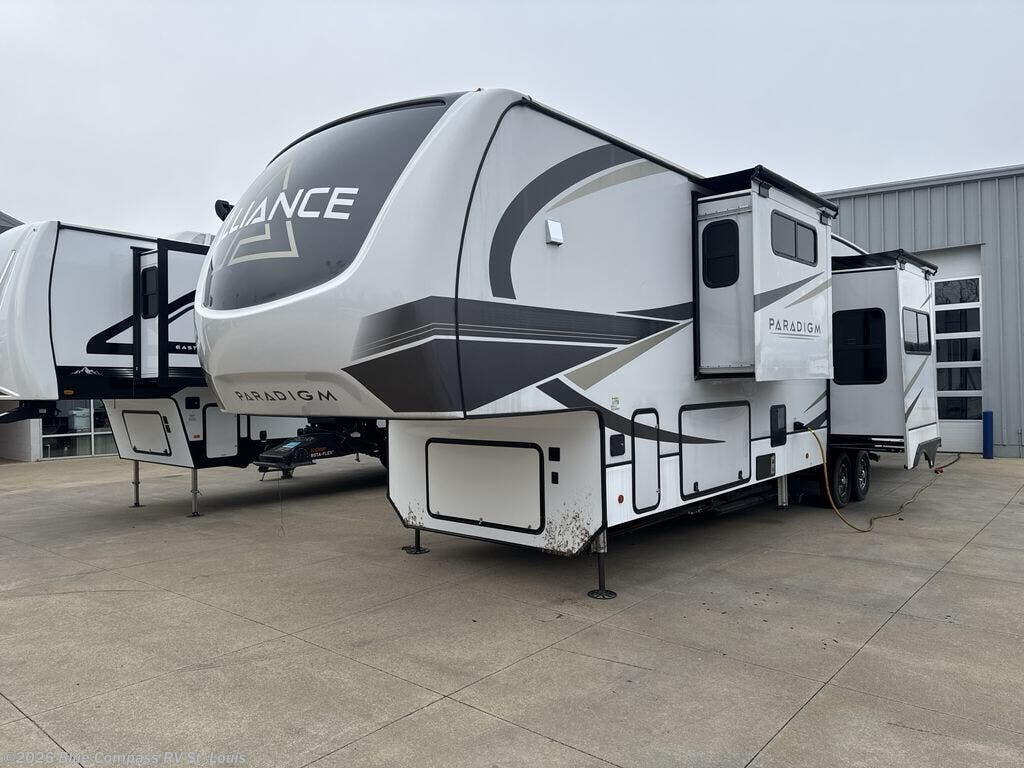 Used 2023 Alliance RV Paradigm 382RK available in Eureka, Missouri