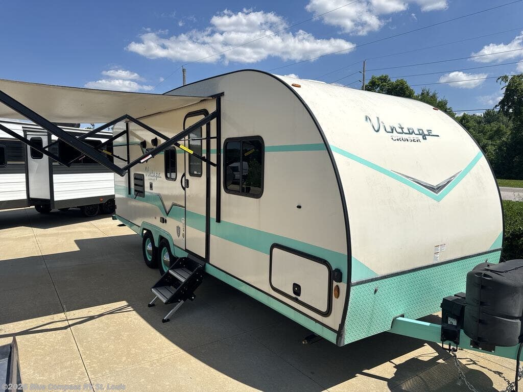 2022 Vintage Cruiser 23QBS by Gulf Stream from Blue Compass RV St. Louis in Eureka, Missouri