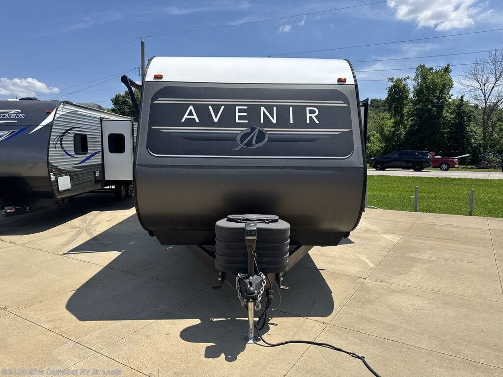 Used 2024 Cruiser RV Avenir A-27BH available in Eureka, Missouri
