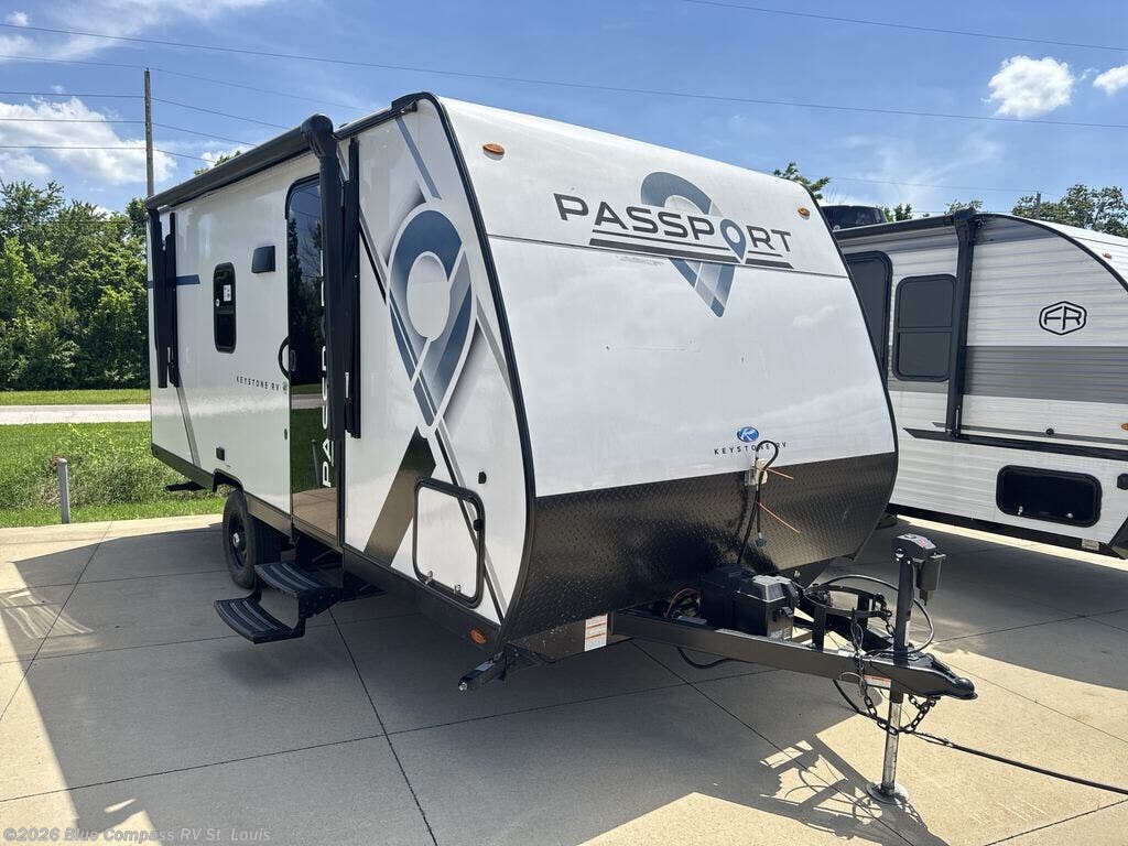 2024 Keystone Passport Mini 190RD - Used Travel Trailer For Sale by Blue Compass RV St. Louis in Eureka, Missouri