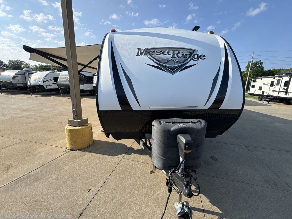 2019 Highland Ridge Mesa Ridge Limited MR271RLS - Used Travel Trailer For Sale by Blue Compass RV St. Louis in Eureka, Missouri