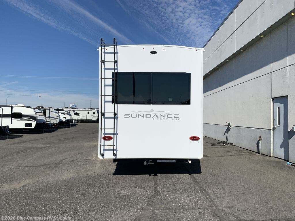 New 2027 Heartland Sundance 32RLBS available in Eureka, Missouri