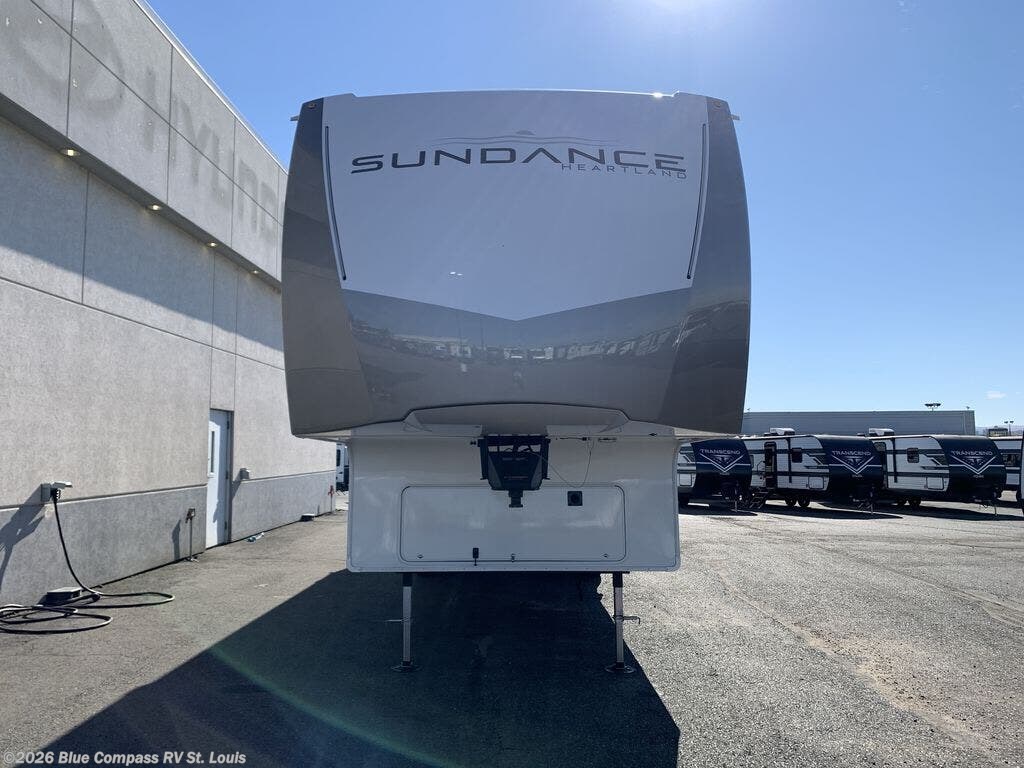 2027 Heartland Sundance 32RLBS - New Fifth Wheel For Sale by Blue Compass RV St. Louis in Eureka, Missouri