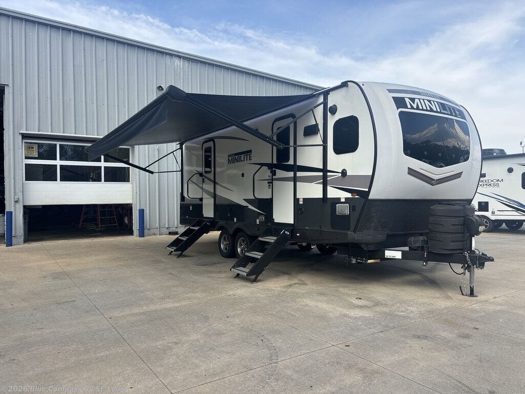 2024 Forest River Rockwood Mini Lite 2516S - Used Travel Trailer For Sale by Blue Compass RV St. Louis in Eureka, Missouri