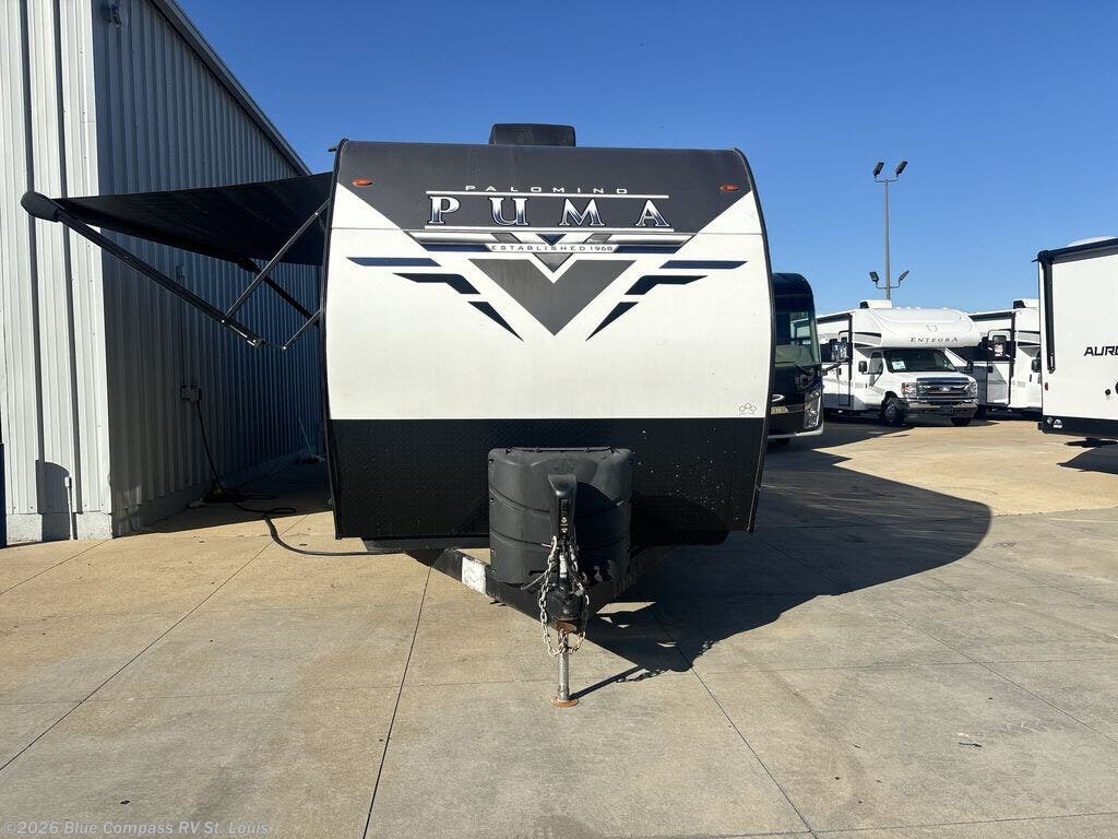 Used 2022 Palomino Puma3 32MBDS available in Eureka, Missouri