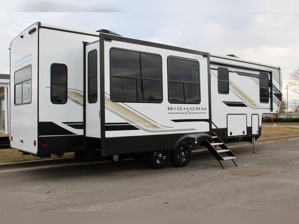 2023 Heartland Bighorn 3215RL RV for Sale in Salem, AL 36874