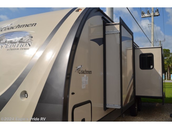 2013 Coachmen Freedom Express 298 REDS - Used Travel Trailer For Sale by Eagle&#39;s Pride RV in Titusville, Florida features Spare Tire Kit, Water Heater, Awning, Roof Vents, Shower
