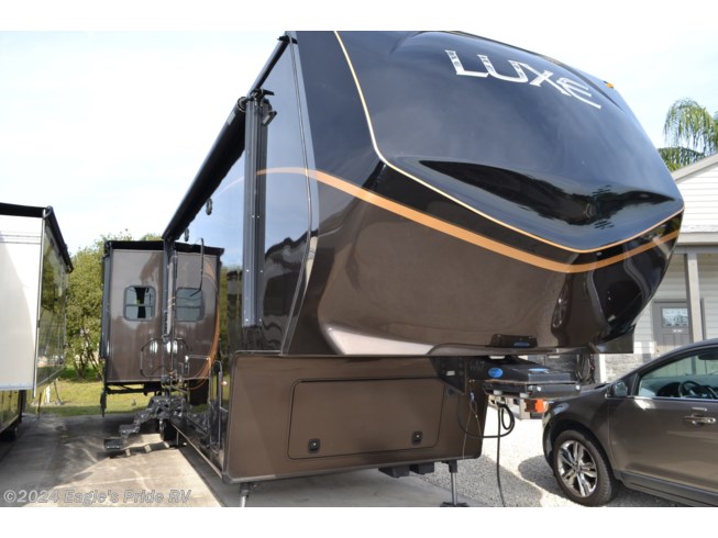Used 2017 Augusta RV Luxe Elite 39FB available in Titusville, Florida