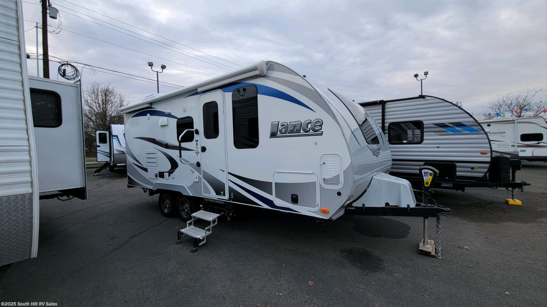 2020 Lance 1985 RV for Sale in Yelm, WA 98597 5770A