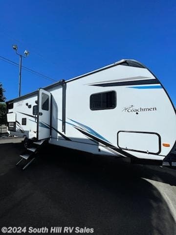 New 2023 Coachmen Freedom Express Ultra Lite 294BHDS available in Yelm, Washington