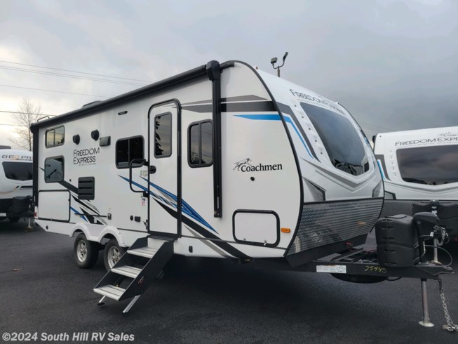New 2022 Coachmen Freedom Express Ultra Lite 238BHS available in Yelm, Washington