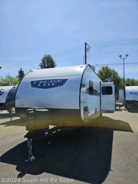 &lt;p&gt;amazing brand new 24&#39; rear lounge layout in glass and loaded with features&amp;nbsp;including solar panel&amp;nbsp;&lt;/p&gt;