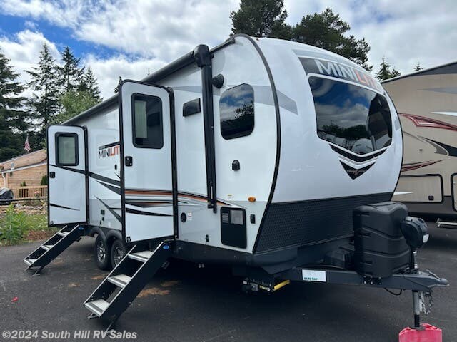 Used 2022 Forest River Rockwood Mini Lite 2516S available in Yelm, Washington