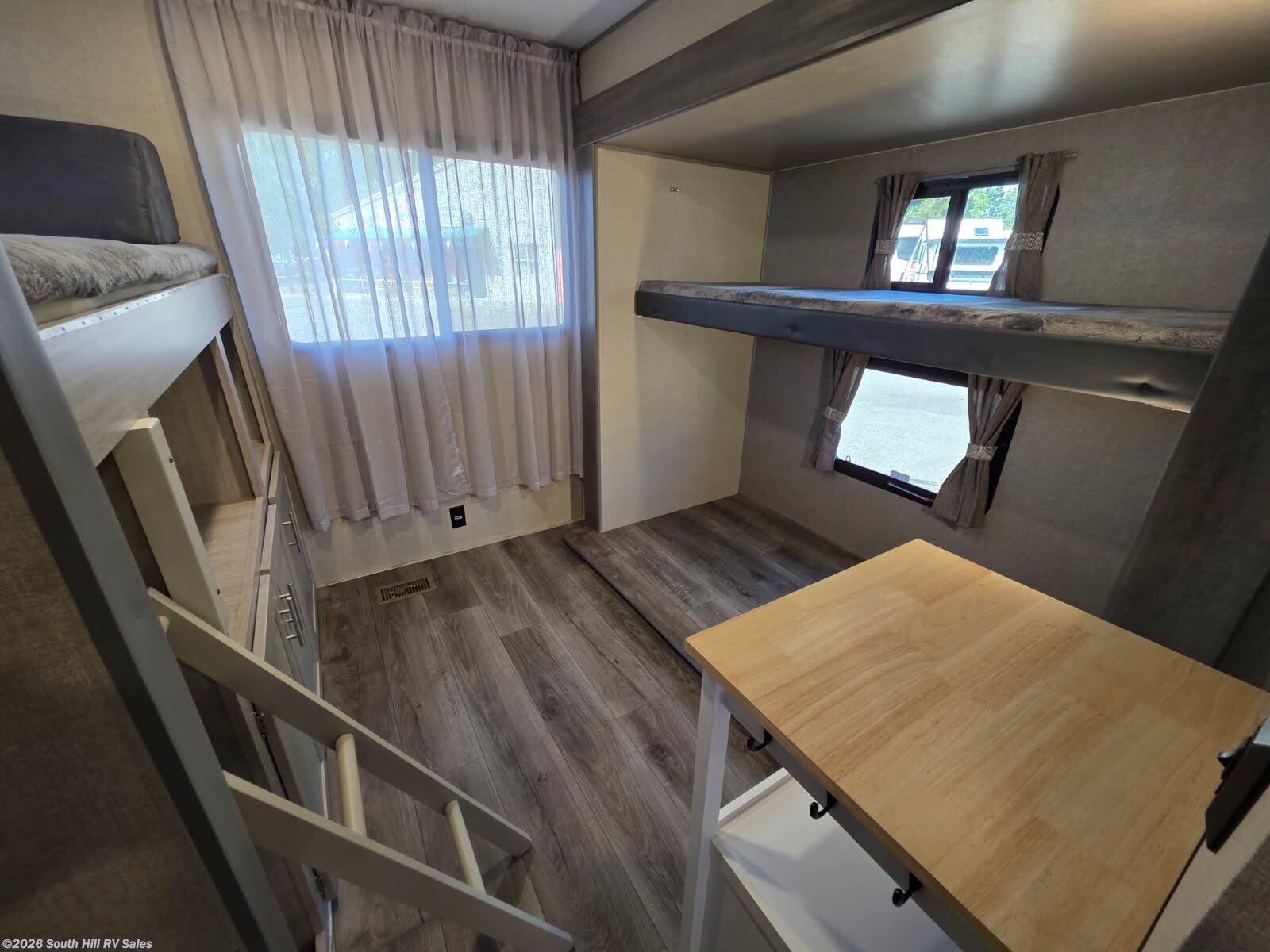 Used 2023 Coachmen Catalina Destination 40BHTS available in Yelm, Washington