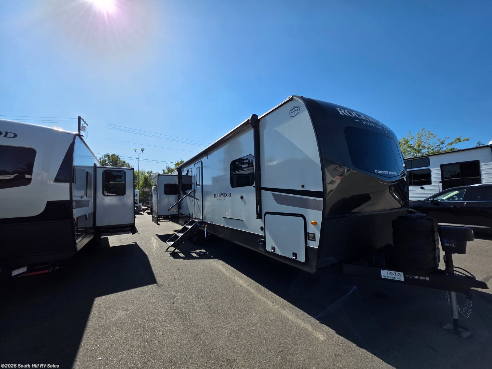 2026 Forest River Rockwood Ultra Lite 2908SRL - New Travel Trailer for sale by South Hill RV Sales in Yelm, Washington