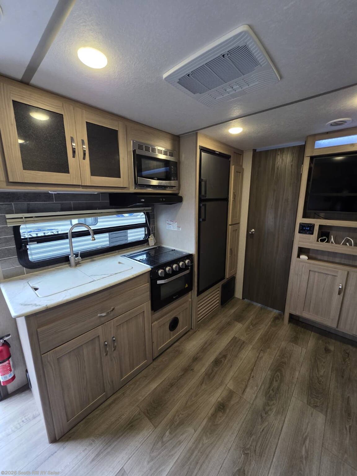 Used 2021 Coachmen Freedom Express LTZ 248RBS available in Yelm, Washington