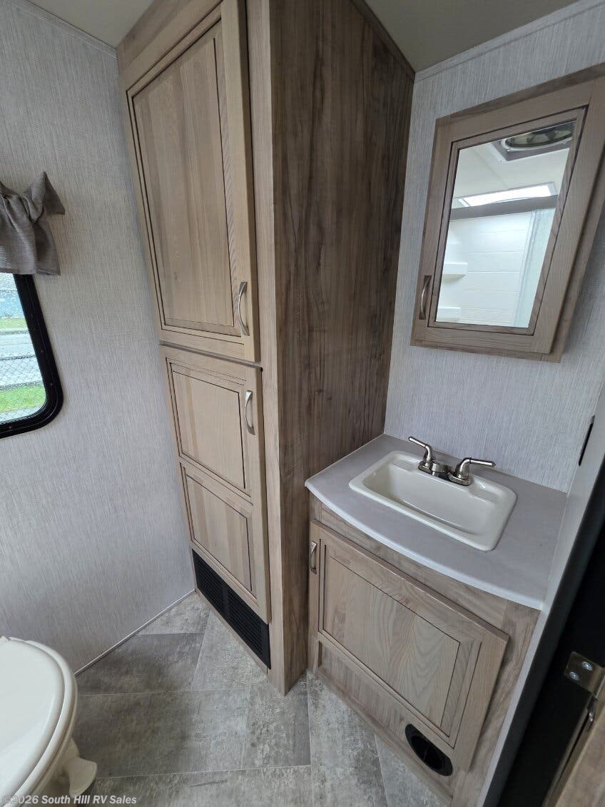 Used 2021 Palomino Solaire 202RB available in Yelm, Washington