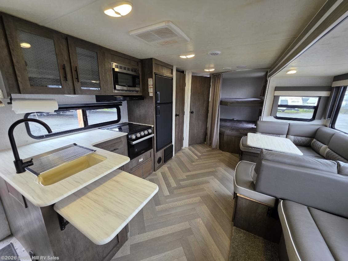 2022 Forest River Salem Cruise Lite 263BHXL - Used Travel Trailer for sale by South Hill RV Sales in Yelm, Washington