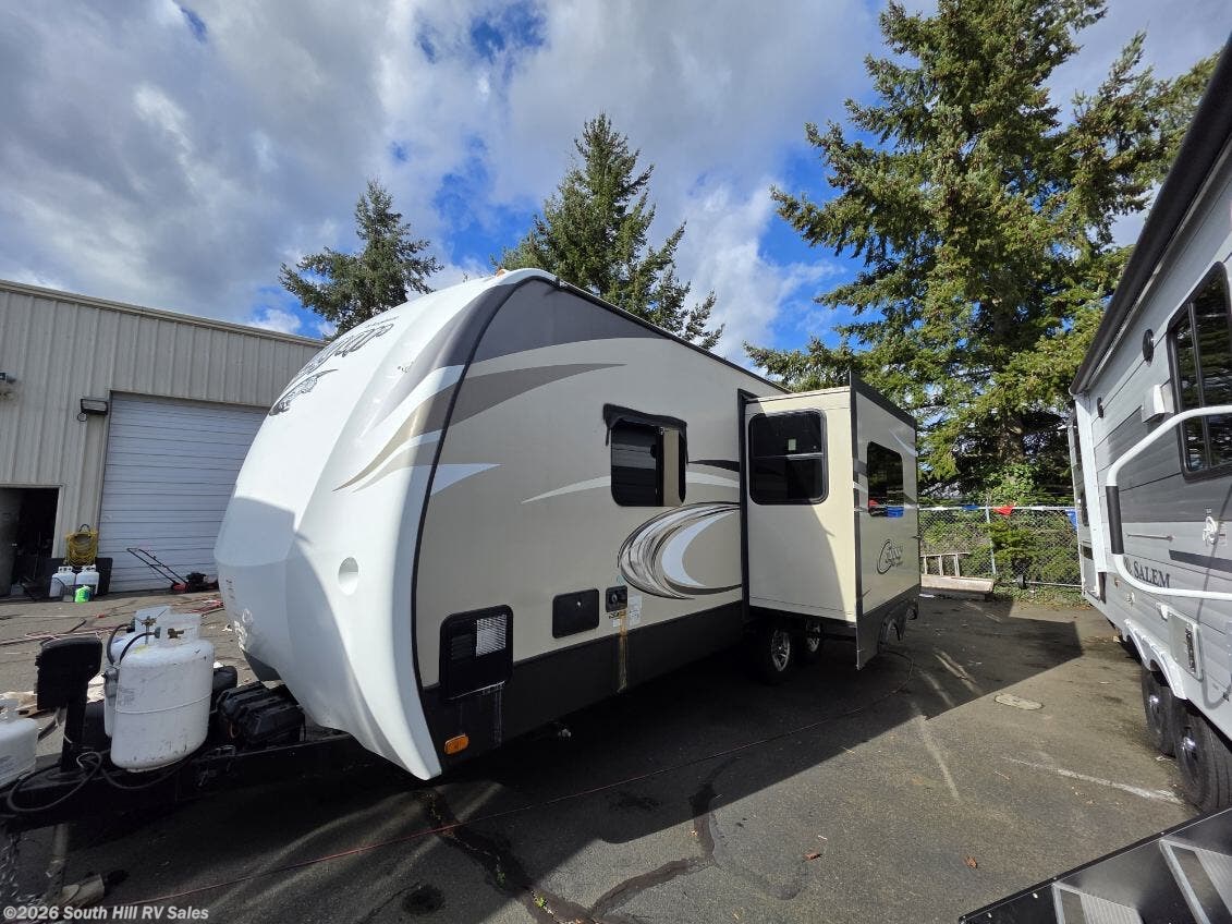 2017 Keystone Cougar Half-Ton 21' w/ two slides - Used Travel Trailer For Sale by South Hill RV Sales in Yelm, Washington