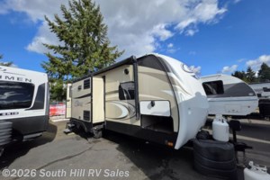 2017 Keystone Cougar Half-Ton 21' w/ two slides