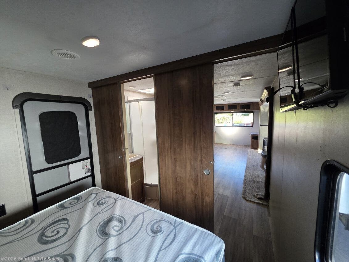 Used 2019 Dutchmen Aspen Trail 2860RL available in Yelm, Washington