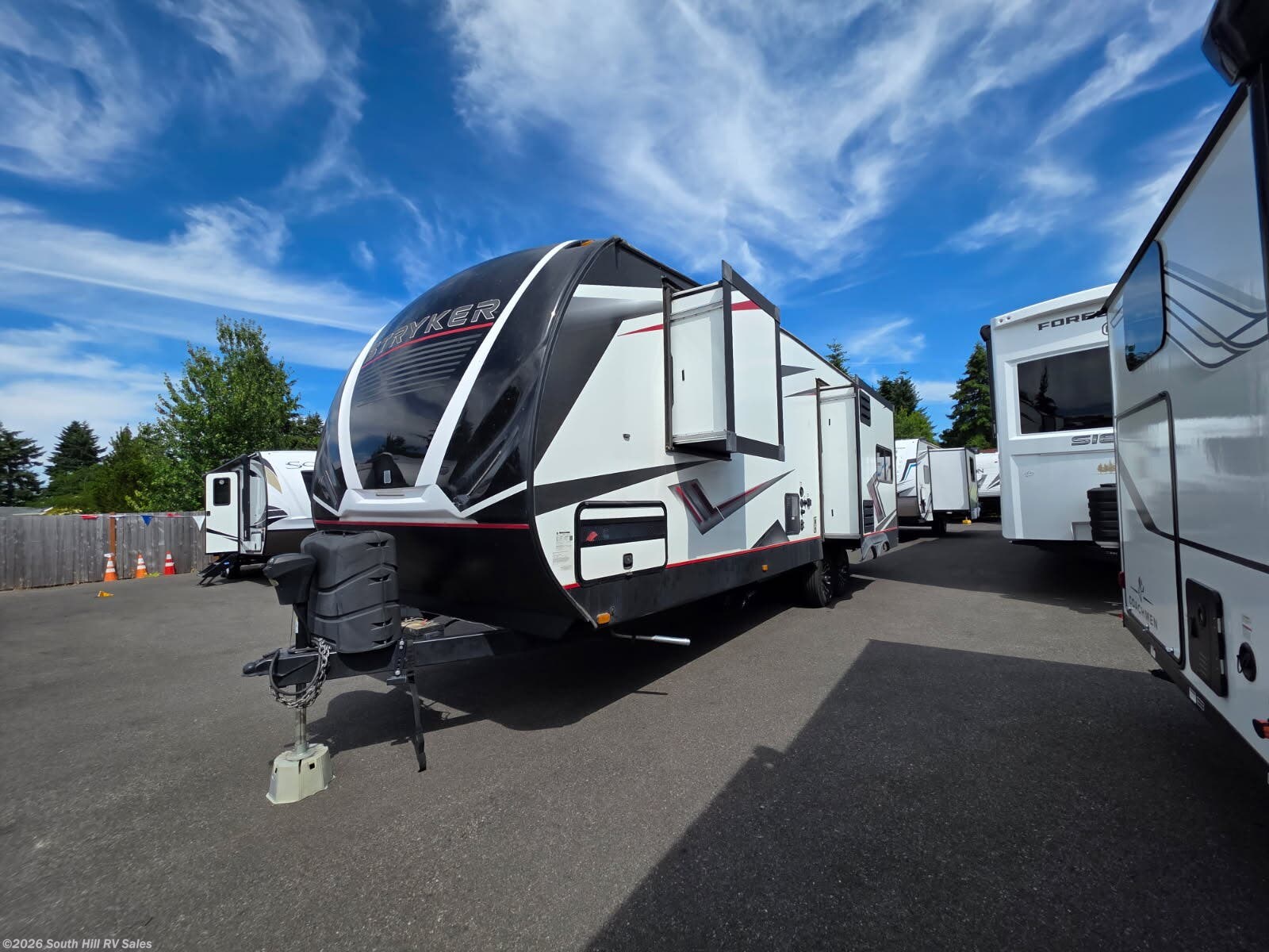 2021 Cruiser RV Stryker ST 2816 - Used Toy Hauler For Sale by South Hill RV Sales in Yelm, Washington features Awning, Non-Smoking Unit, Water Heater, Microwave, Air Conditioning