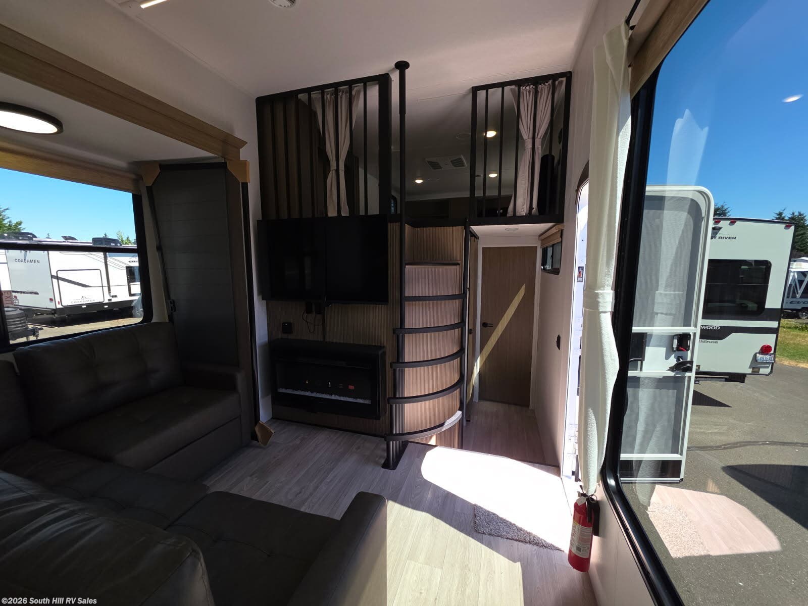 New 2027 Forest River Salem Grand Villa 40ZZZ available in Yelm, Washington