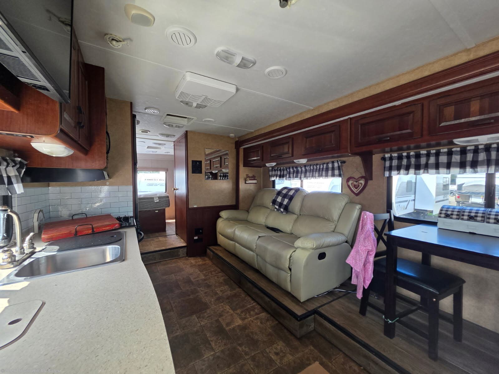 2013 Sunseeker 3010DS by Forest River from South Hill RV Sales in Yelm, Washington
