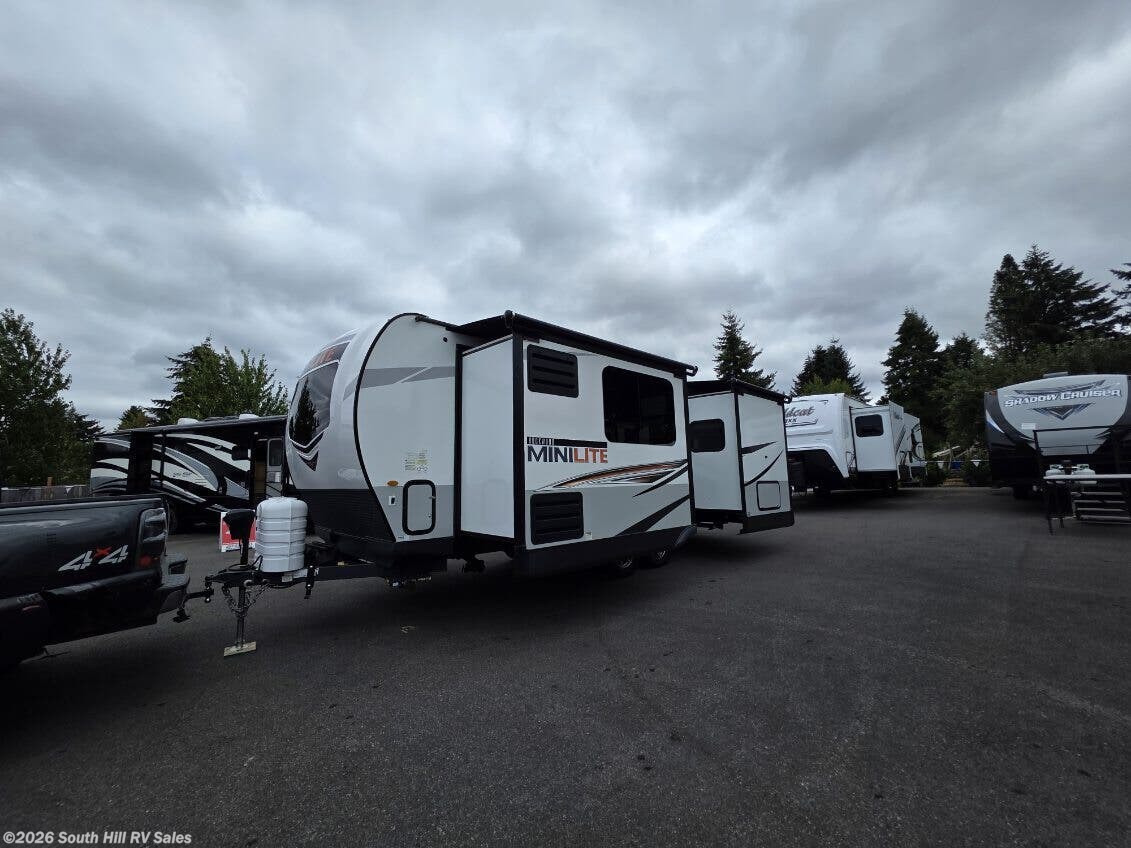 2022 Forest River Rockwood Mini Lite 2516S - Used Travel Trailer For Sale by South Hill RV Sales in Yelm, Washington features Solar Prep, Inverter, Solar Panel, Smoke Detector