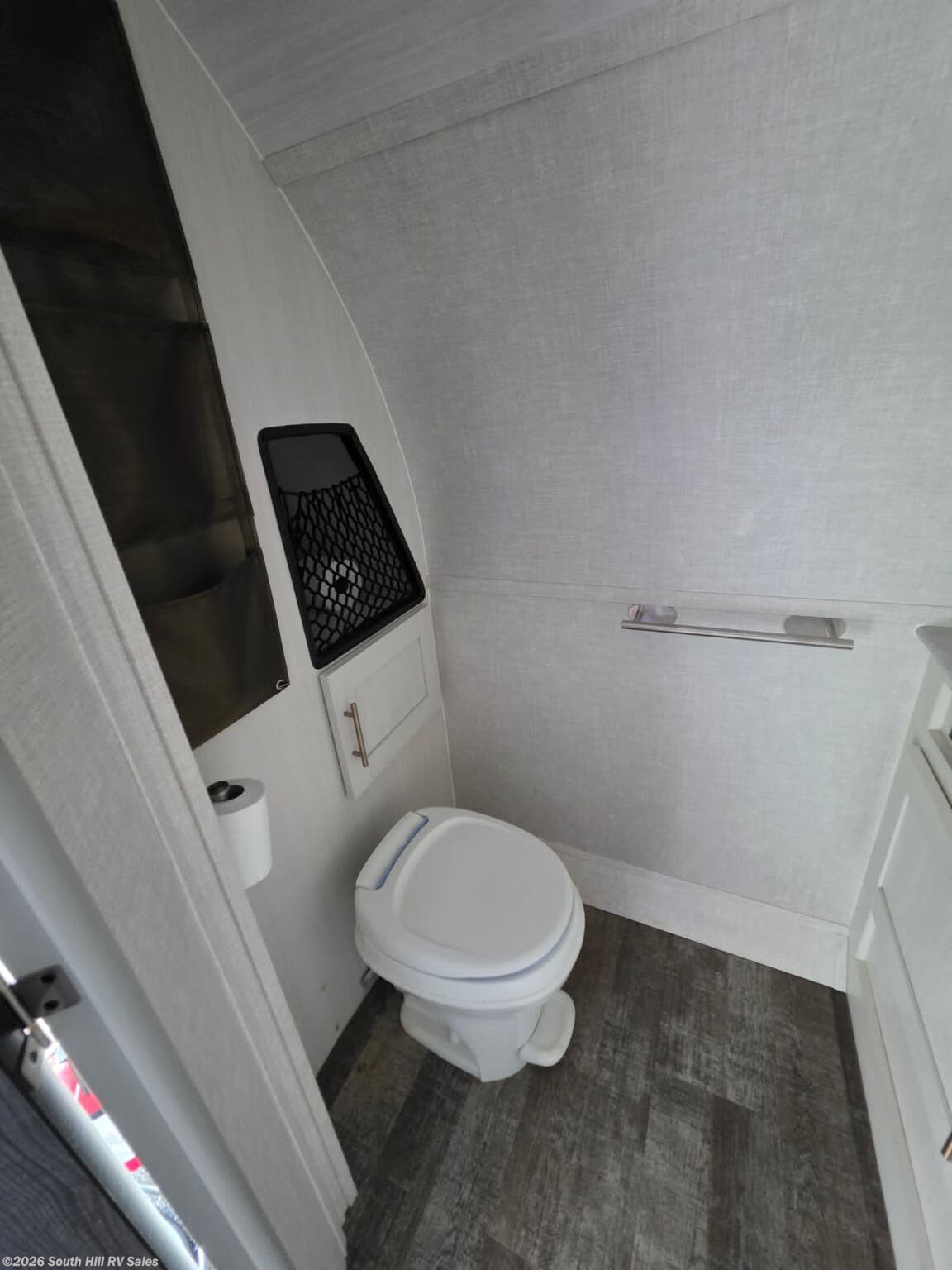 2022 R-Pod 180 Hood River edition by Forest River from South Hill RV Sales in Yelm, Washington