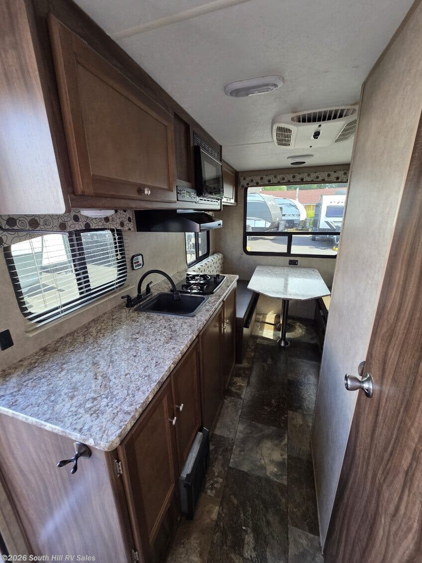 2017 Clipper 17RD by Coachmen from South Hill RV Sales in Yelm, Washington