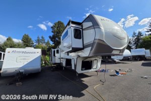 2020 Keystone Montana 3781RL
